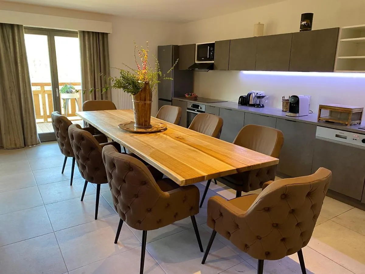 Les Trois Chaufatons - Chalets Boutiques, Propriétés Mont Amour