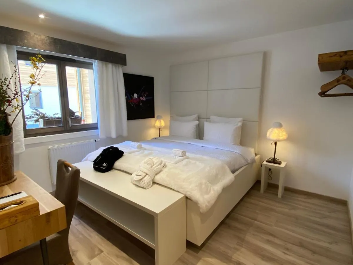 Les Trois Chaufatons - Chalets Boutiques, Proprietes Mont Amour